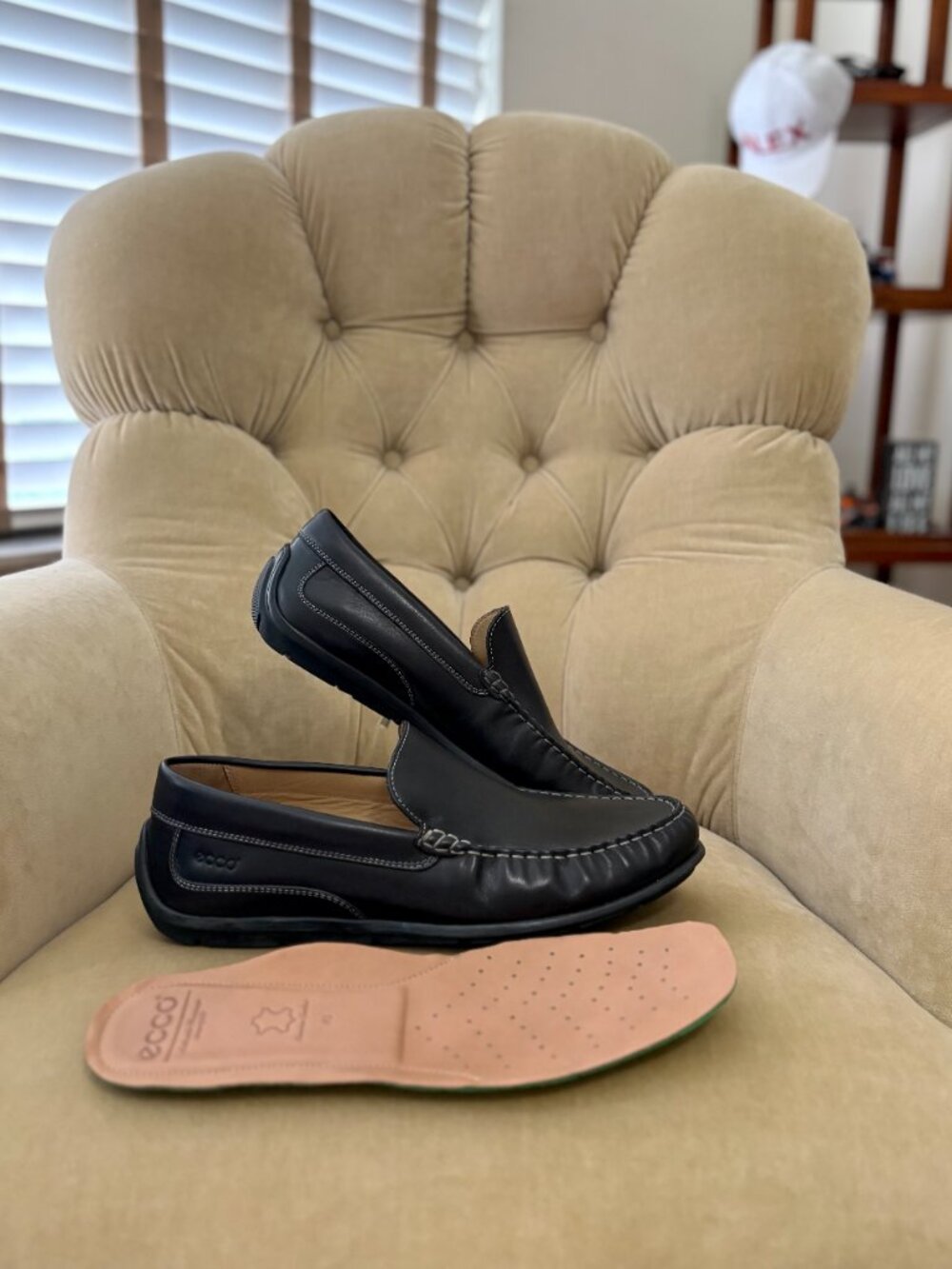 NEW Auth ECCO Men;s Black Leather Slip-on Loafer Driving Moccasin Shoes - Picture 6 of 9